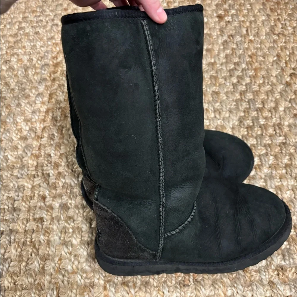 UGG Boots (tall) - Picture 3 of 8